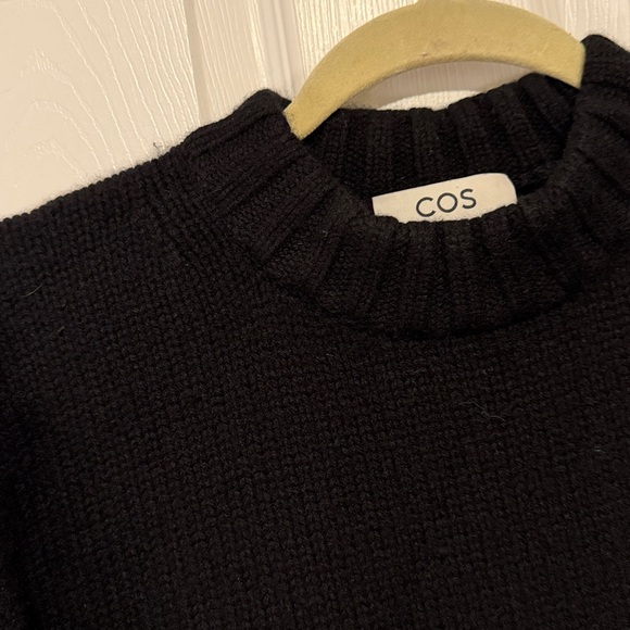 COS Chunky Pure Cashmere Crew Neck Sweater Black Size XS - Picture 3 of 9